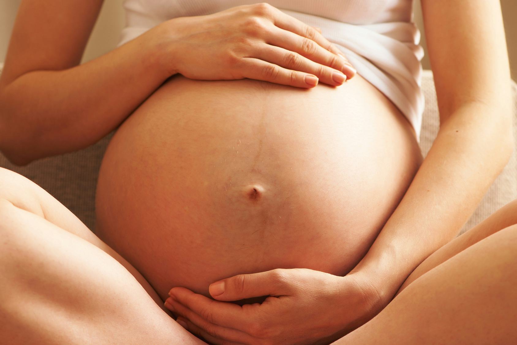Milfs Teaming Team Up With Their Daughters When Does Your Belly Button Pop Out When Pregnant
